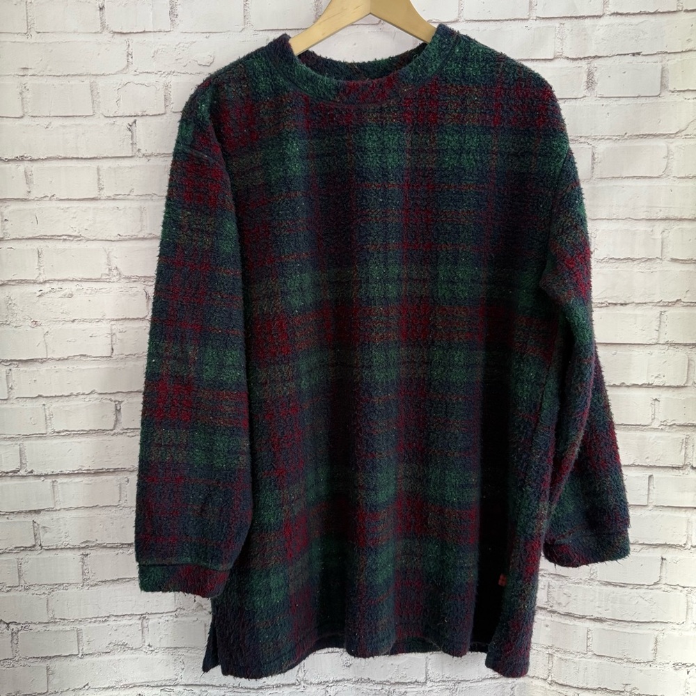 Woolrich Women's Red and Green Plaid Crewneck‎ Sweater